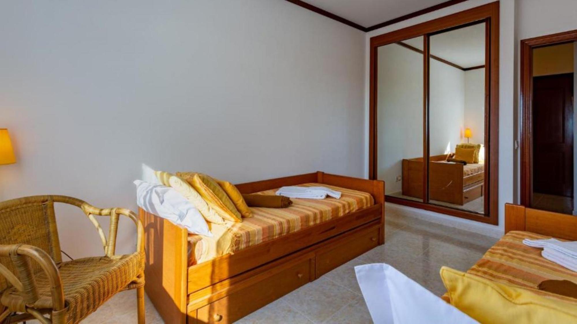 Alvor 2 Bedrooms Balcony Flat Exterior foto
